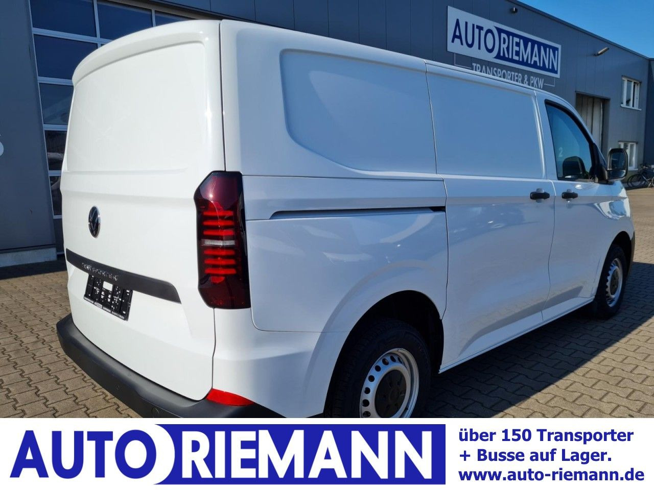 Volkswagen T7 Kasten Tdi KR Heckklappe PDC KLIMA TEMPOMAT - Mali kombi: slika Volkswagen T7 Kasten Tdi KR Heckklappe PDC KLIMA TEMPOMAT - Mali kombi Volkswagen T7 Kasten Tdi KR Heckklappe PDC KLIMA TEMPOMAT - Mali kombi: slika Volkswagen T7 Kasten Tdi KR Heckklappe PDC KLIMA TEMPOMAT - Mali kombi