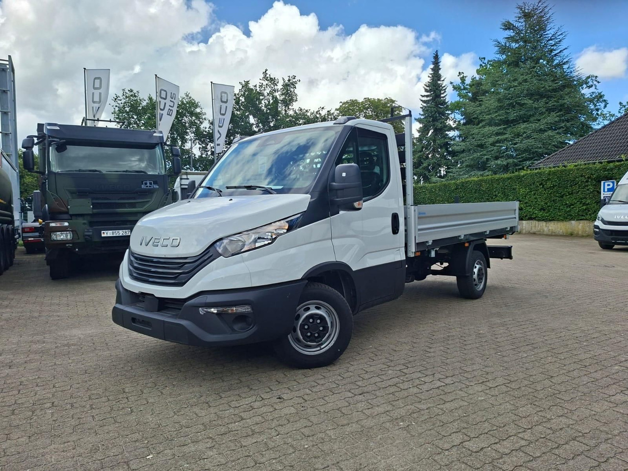 Iveco Daily 35S14A8Y Henschel 3-Seiten Kipper 100 k... - Dostavno vozilo s ravnom platformom: slika Iveco Daily 35S14A8Y Henschel 3-Seiten Kipper 100 k... - Dostavno vozilo s ravnom platformom Iveco Daily 35S14A8Y Henschel 3-Seiten Kipper 100 k... - Dostavno vozilo s ravnom platformom: slika Iveco Daily 35S14A8Y Henschel 3-Seiten Kipper 100 k... - Dostavno vozilo s ravnom platformom