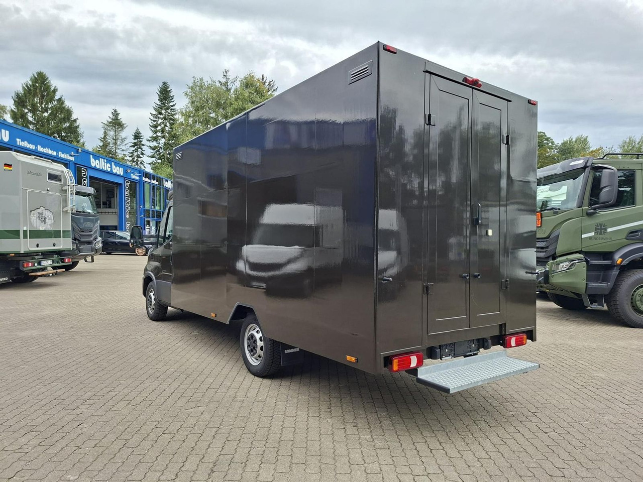 Iveco Daily 35S16A8 Integralkoffer, Kamera, Automat... - Dostavno vozilo sa zatvorenim sandukom: slika Iveco Daily 35S16A8 Integralkoffer, Kamera, Automat... - Dostavno vozilo sa zatvorenim sandukom Iveco Daily 35S16A8 Integralkoffer, Kamera, Automat... - Dostavno vozilo sa zatvorenim sandukom: slika Iveco Daily 35S16A8 Integralkoffer, Kamera, Automat... - Dostavno vozilo sa zatvorenim sandukom
