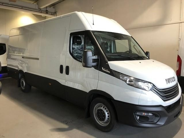 Iveco Daily 35S16A8V MY 2022 Klima 4100 116 kW (158... - Furgon: slika Iveco Daily 35S16A8V MY 2022 Klima 4100 116 kW (158... - Furgon Iveco Daily 35S16A8V MY 2022 Klima 4100 116 kW (158... - Furgon: slika Iveco Daily 35S16A8V MY 2022 Klima 4100 116 kW (158... - Furgon
