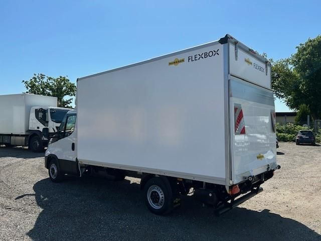 Iveco Daily 35S16H 3.0 LBW Kamera Spoiler 11... - Dostavno vozilo sa zatvorenim sandukom: slika Iveco Daily 35S16H 3.0 LBW Kamera Spoiler 11... - Dostavno vozilo sa zatvorenim sandukom Iveco Daily 35S16H 3.0 LBW Kamera Spoiler 11... - Dostavno vozilo sa zatvorenim sandukom: slika Iveco Daily 35S16H 3.0 LBW Kamera Spoiler 11... - Dostavno vozilo sa zatvorenim sandukom