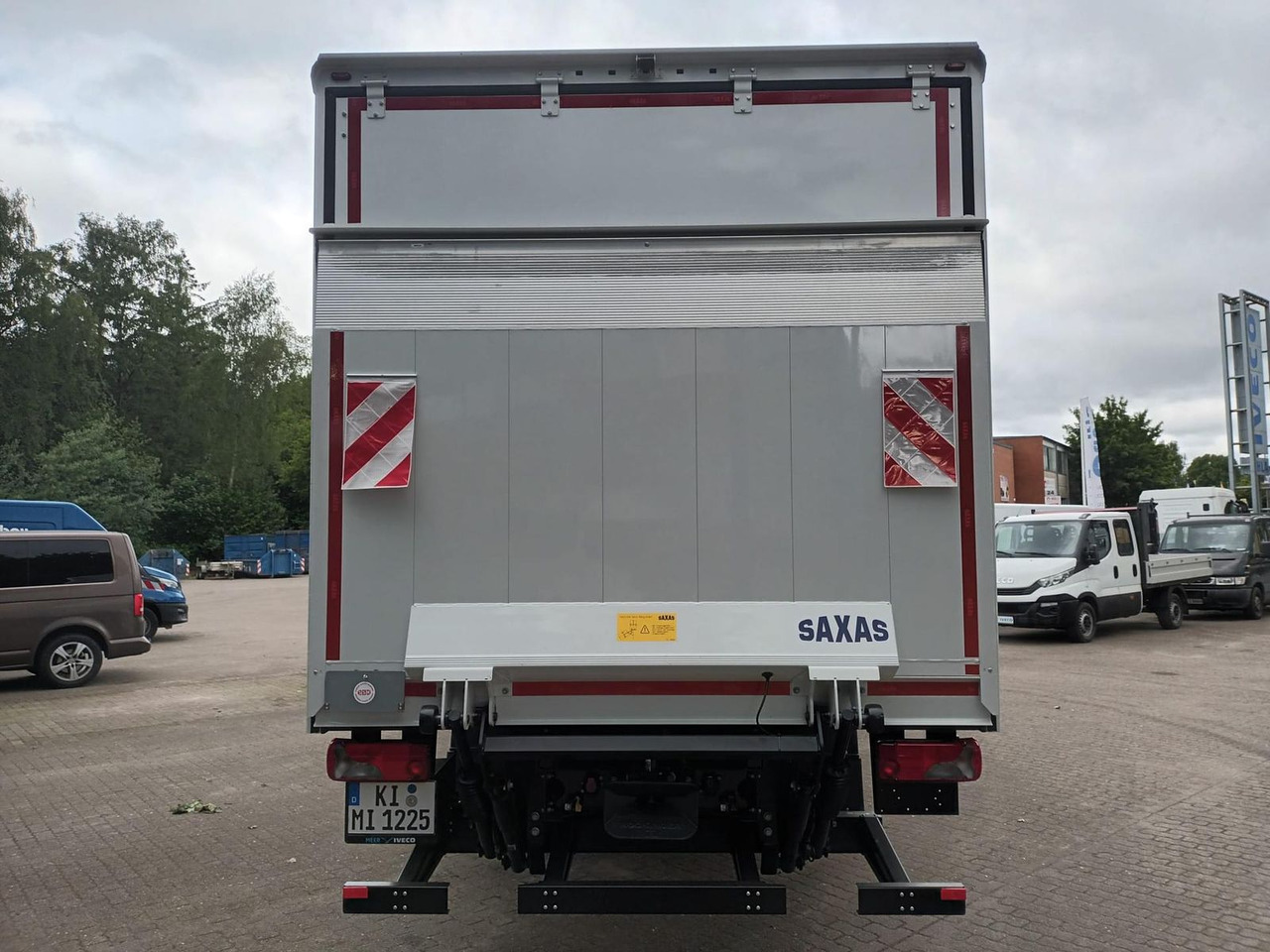 Iveco ML120E25/P KOFFER LBW 1,5t SAXAS AHK 185 kW (... - Kamion s ceradom: slika  Iveco ML120E25/P KOFFER LBW 1,5t SAXAS AHK 185 kW (... - Kamion s ceradom Iveco ML120E25/P KOFFER LBW 1,5t SAXAS AHK 185 kW (... - Kamion s ceradom: slika  Iveco ML120E25/P KOFFER LBW 1,5t SAXAS AHK 185 kW (... - Kamion s ceradom