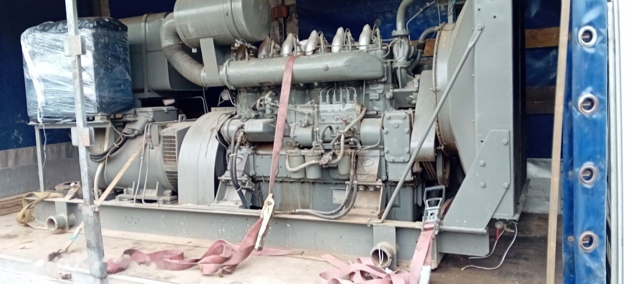 Generatorski set Stalowa Wola Agregaty Prądotwórcze 200 250 kw 250 320 kva Generator Diesel Wo: slika Generatorski set Stalowa Wola Agregaty Prądotwórcze 200 250 kw 250 320 kva Generator Diesel Wo