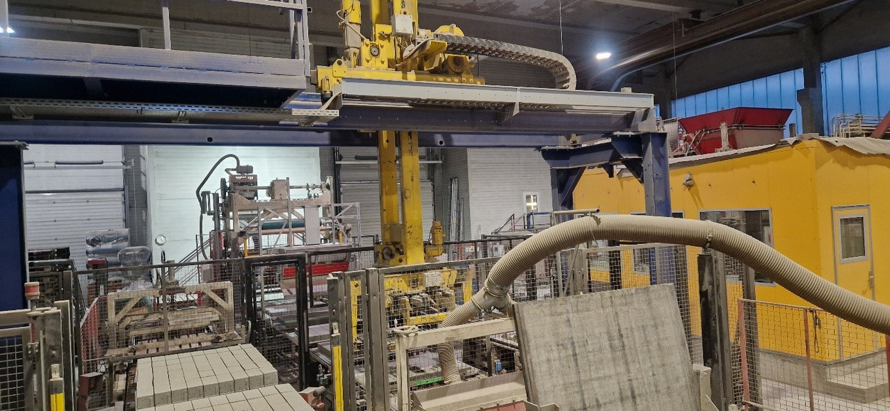 Henke Variant 140/115/50 – Fully automatic block production line / Vollautomatische Steinfertigungsanlage - Oprema za beton/ Betoniranje: slika Henke Variant 140/115/50 – Fully automatic block production line / Vollautomatische Steinfertigungsanlage - Oprema za beton/ Betoniranje Henke Variant 140/115/50 – Fully automatic block production line / Vollautomatische Steinfertigungsanlage - Oprema za beton/ Betoniranje: slika Henke Variant 140/115/50 – Fully automatic block production line / Vollautomatische Steinfertigungsanlage - Oprema za beton/ Betoniranje