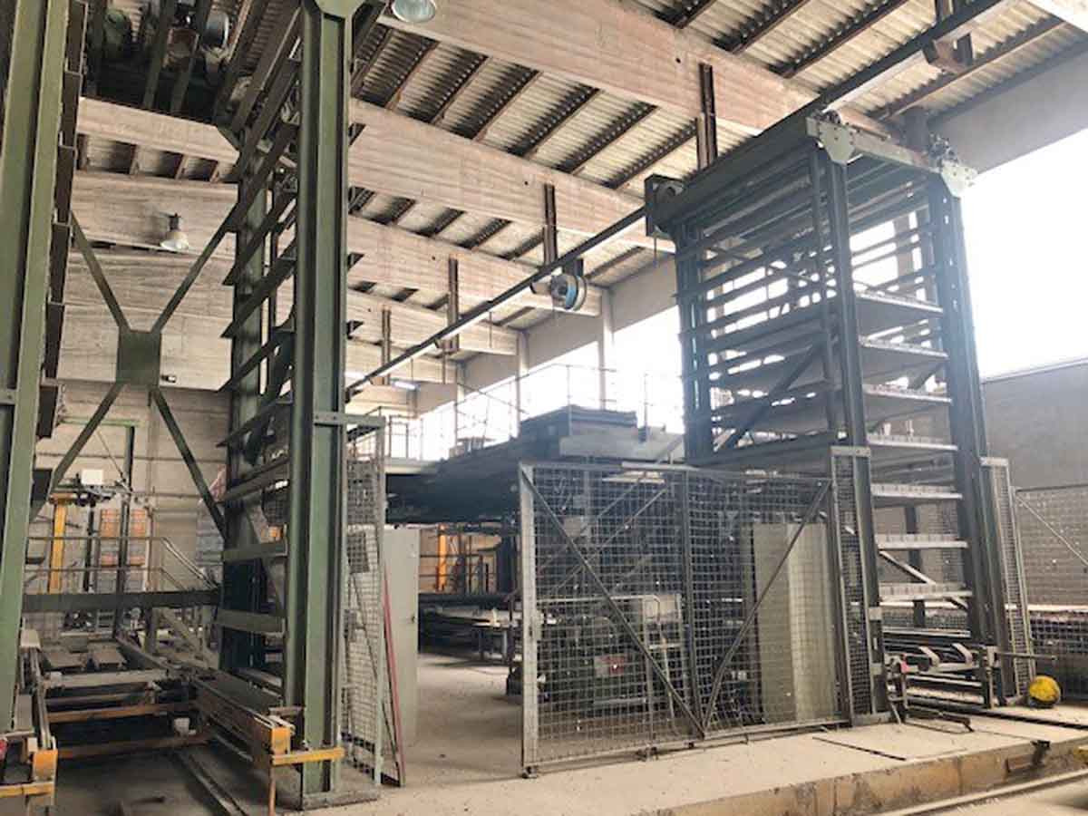 Henke Variant – Brick Manufacturing Plant / Steinfertigungsanlage - Stroj za betonske blokove: slika Henke Variant – Brick Manufacturing Plant / Steinfertigungsanlage - Stroj za betonske blokove Henke Variant – Brick Manufacturing Plant / Steinfertigungsanlage - Stroj za betonske blokove: slika Henke Variant – Brick Manufacturing Plant / Steinfertigungsanlage - Stroj za betonske blokove