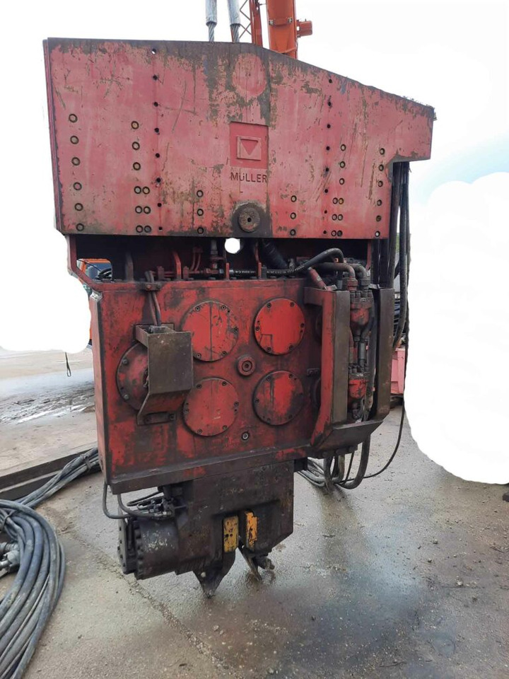 Müller MS16 HFV – vibrator / Rüttler - Zabijač stupova: slika Müller MS16 HFV – vibrator / Rüttler - Zabijač stupova Müller MS16 HFV – vibrator / Rüttler - Zabijač stupova: slika Müller MS16 HFV – vibrator / Rüttler - Zabijač stupova