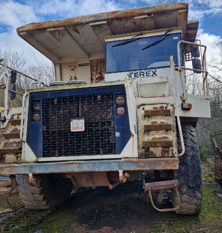 Terex TR45 – Dumper / Muldenkipper - Istovarivač: slika Terex TR45 – Dumper / Muldenkipper - Istovarivač Terex TR45 – Dumper / Muldenkipper - Istovarivač: slika Terex TR45 – Dumper / Muldenkipper - Istovarivač
