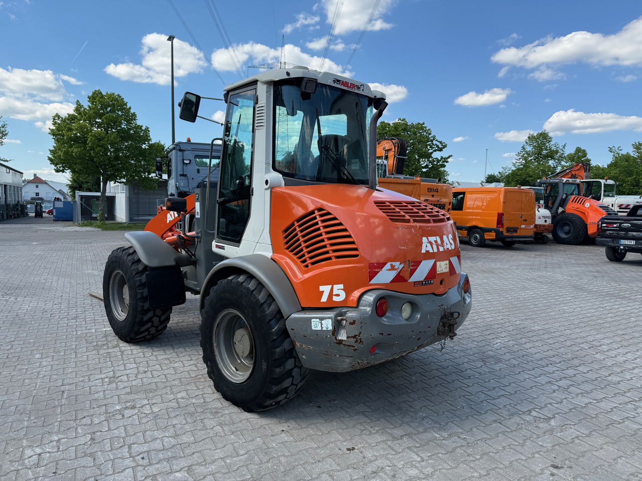 Atlas AR75 Radlader SW - Utovarivač na kotačima: slika Atlas AR75 Radlader SW - Utovarivač na kotačima Atlas AR75 Radlader SW - Utovarivač na kotačima: slika Atlas AR75 Radlader SW - Utovarivač na kotačima