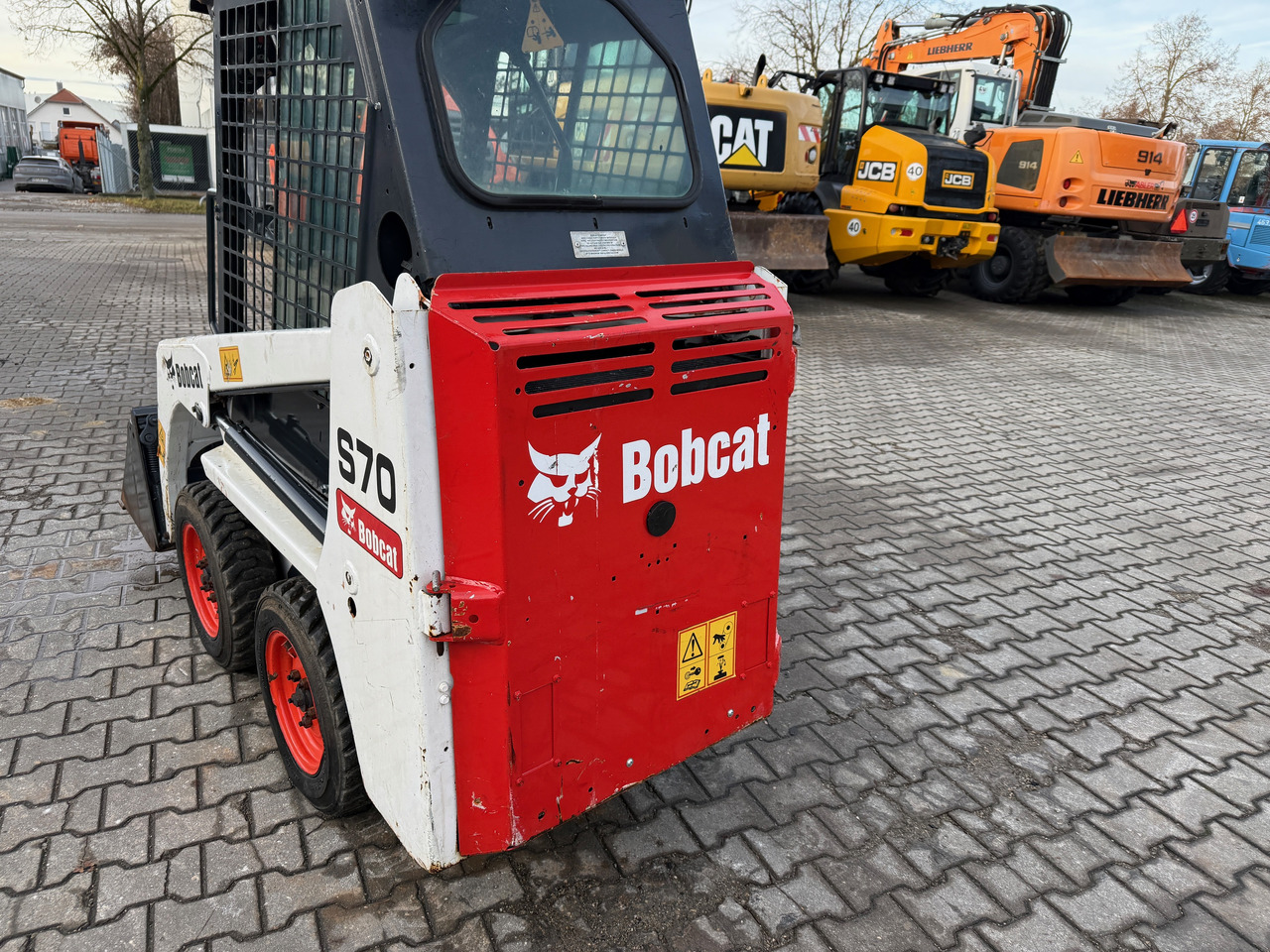 Bobcat S70 Kompaktlader - Utovarivač na kotačima: slika Bobcat S70 Kompaktlader - Utovarivač na kotačima Bobcat S70 Kompaktlader - Utovarivač na kotačima: slika Bobcat S70 Kompaktlader - Utovarivač na kotačima