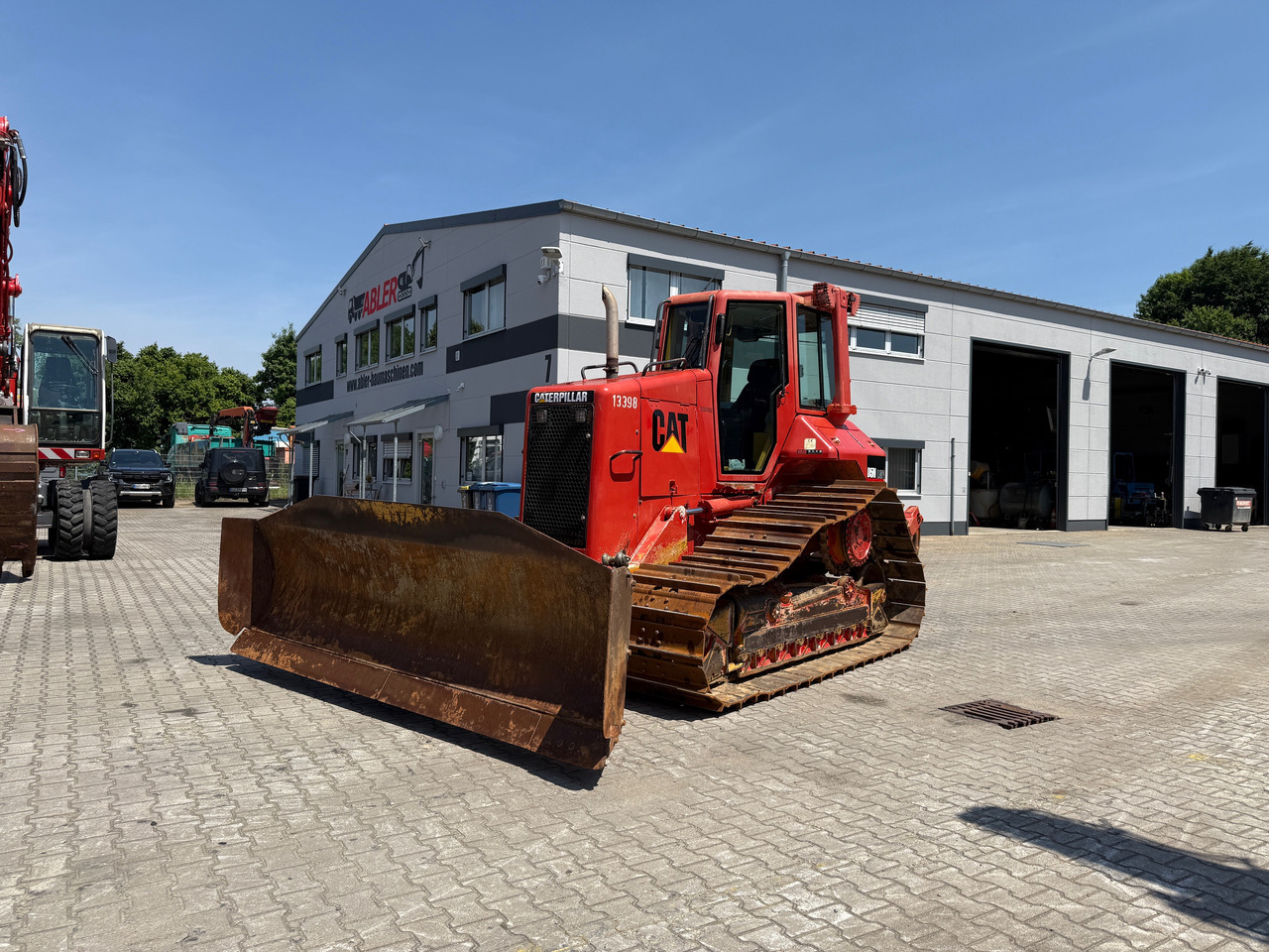 CATERPILLAR D5N FTC LGP Raupe mit 6-Wege + Heckaufreißer - Buldožer: slika CATERPILLAR D5N FTC LGP Raupe mit 6-Wege + Heckaufreißer - Buldožer CATERPILLAR D5N FTC LGP Raupe mit 6-Wege + Heckaufreißer - Buldožer: slika CATERPILLAR D5N FTC LGP Raupe mit 6-Wege + Heckaufreißer - Buldožer