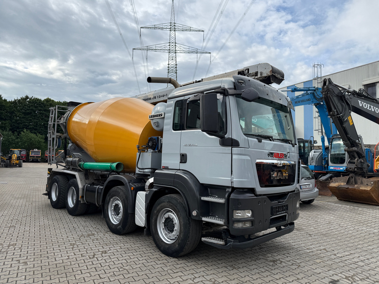 MAN TGS 32.440 Betonmischer 9m3 mit Förderband Liebherr - Drugi strojevi: slika MAN TGS 32.440 Betonmischer 9m3 mit Förderband Liebherr - Drugi strojevi MAN TGS 32.440 Betonmischer 9m3 mit Förderband Liebherr - Drugi strojevi: slika MAN TGS 32.440 Betonmischer 9m3 mit Förderband Liebherr - Drugi strojevi