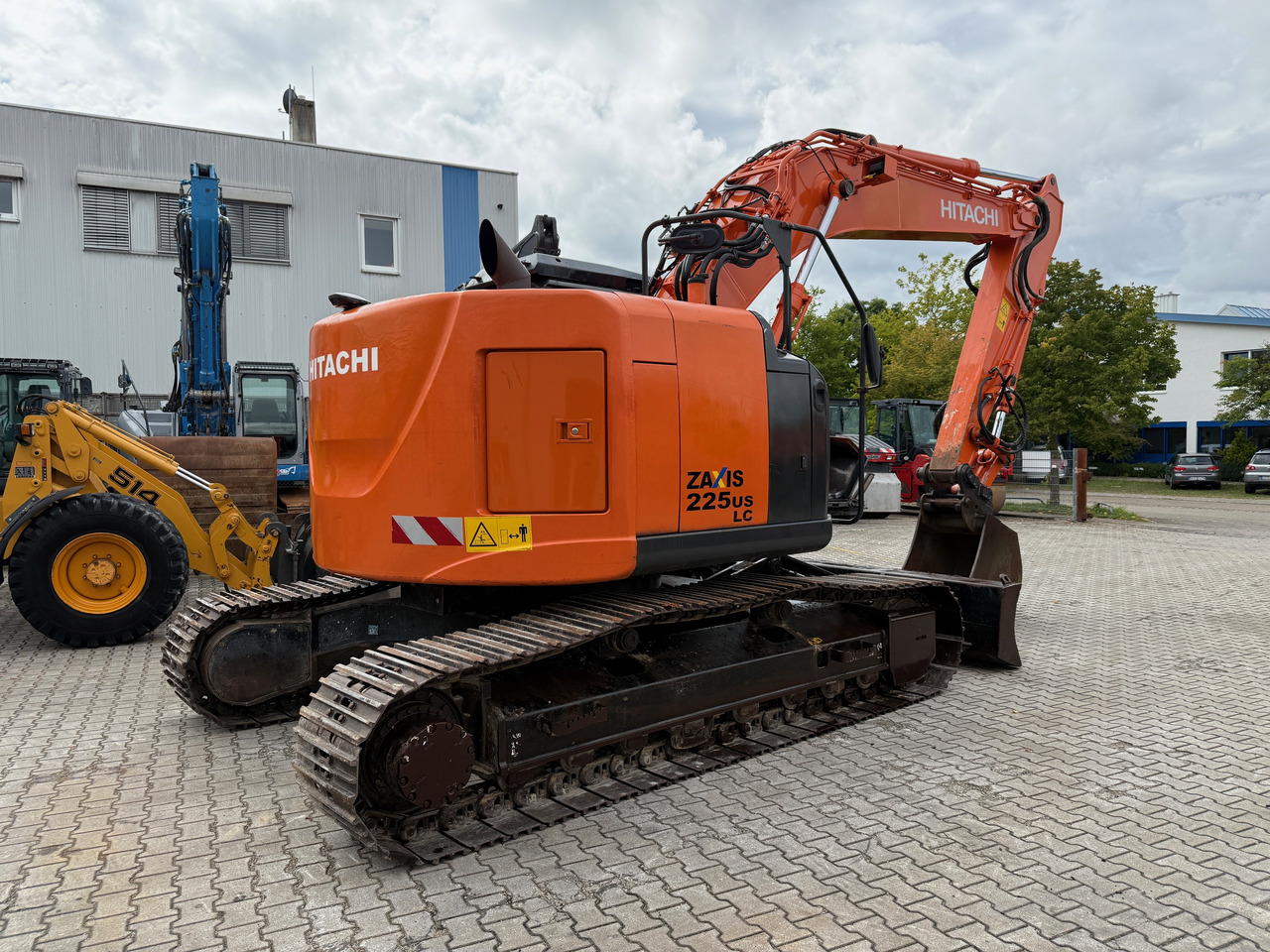 Hitachi ZX225 USLC-5B Kurzheck Kettenbagger - Bager: slika Hitachi ZX225 USLC-5B Kurzheck Kettenbagger - Bager Hitachi ZX225 USLC-5B Kurzheck Kettenbagger - Bager: slika Hitachi ZX225 USLC-5B Kurzheck Kettenbagger - Bager