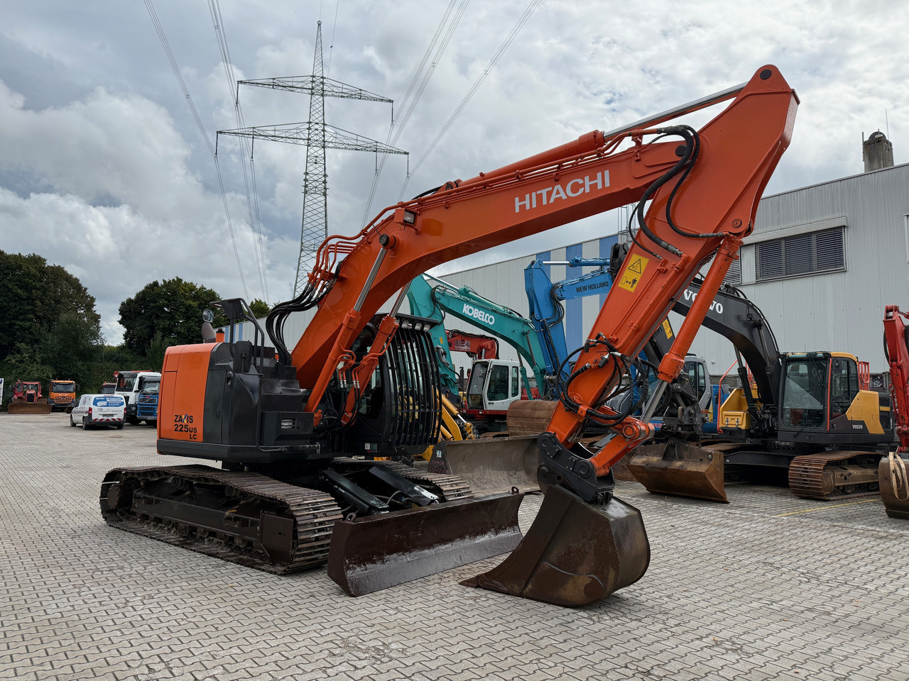 Hitachi ZX225 USLC-5B Kurzheck Kettenbagger - Bager: slika Hitachi ZX225 USLC-5B Kurzheck Kettenbagger - Bager Hitachi ZX225 USLC-5B Kurzheck Kettenbagger - Bager: slika Hitachi ZX225 USLC-5B Kurzheck Kettenbagger - Bager