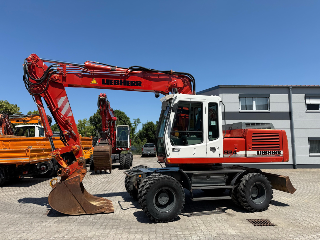 Liebherr A924 Mobilbagger HS20 SW - Bager: slika Liebherr A924 Mobilbagger HS20 SW - Bager Liebherr A924 Mobilbagger HS20 SW - Bager: slika Liebherr A924 Mobilbagger HS20 SW - Bager
