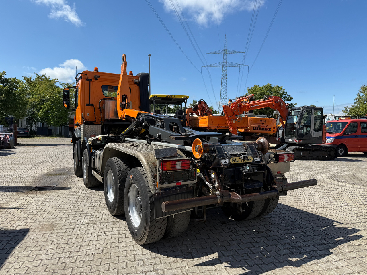 Mercedes-Benz 3748 Arocs Abrollkipper Palfinger AHK - Kamion s kukastom dizalicom: slika Mercedes-Benz 3748 Arocs Abrollkipper Palfinger AHK - Kamion s kukastom dizalicom Mercedes-Benz 3748 Arocs Abrollkipper Palfinger AHK - Kamion s kukastom dizalicom: slika Mercedes-Benz 3748 Arocs Abrollkipper Palfinger AHK - Kamion s kukastom dizalicom