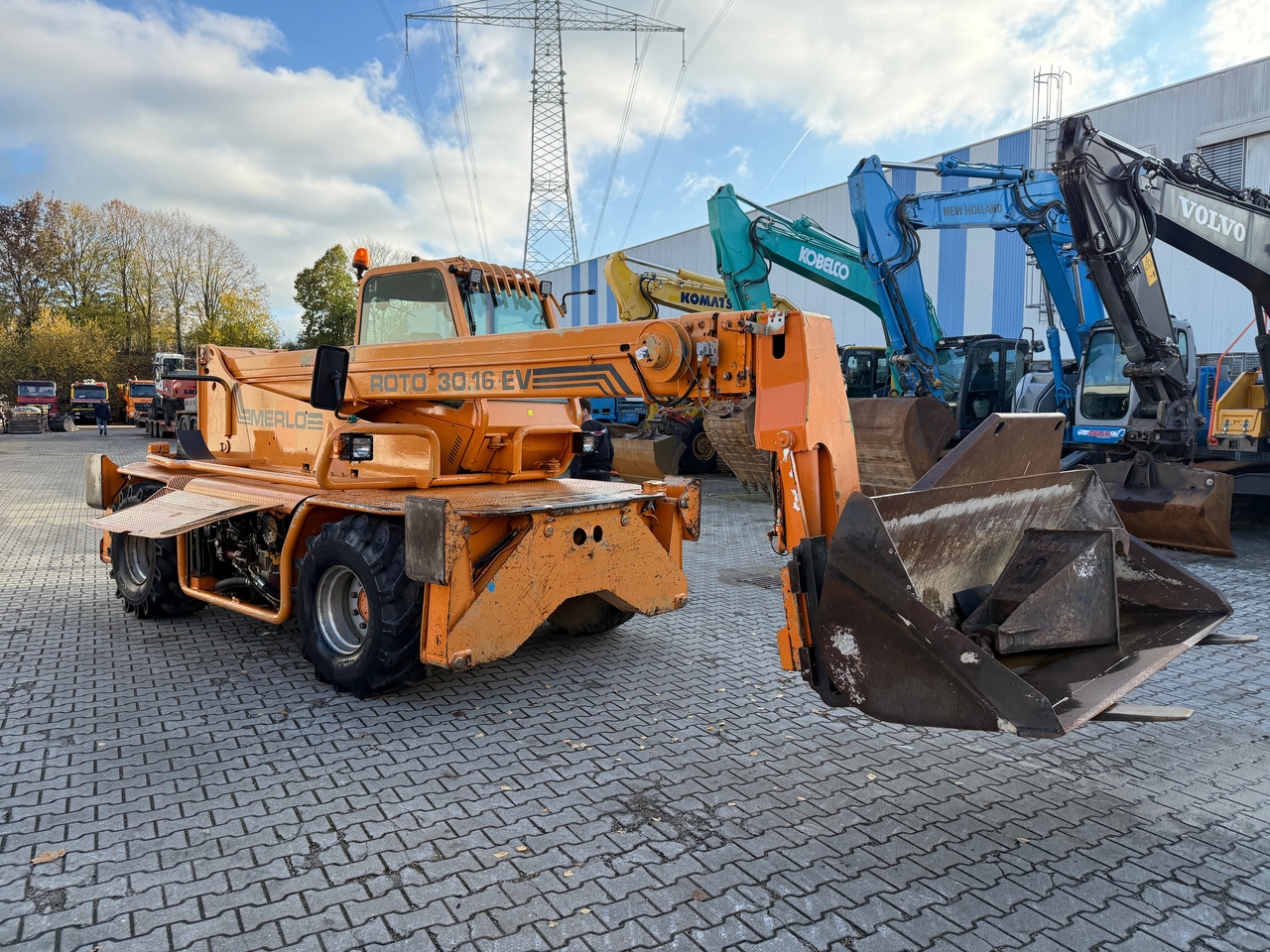 Merlo Roto 30.16 EV Teleskoplader 16m Arbeitskorb - Utovarivač na kotačima: slika Merlo Roto 30.16 EV Teleskoplader 16m Arbeitskorb - Utovarivač na kotačima Merlo Roto 30.16 EV Teleskoplader 16m Arbeitskorb - Utovarivač na kotačima: slika Merlo Roto 30.16 EV Teleskoplader 16m Arbeitskorb - Utovarivač na kotačima