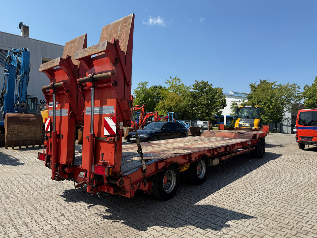 Müller Mitteltal T4 Kompakt Tieflader mit hydr. Rampen - Prikolica s niskim utovarivačem: slika Müller Mitteltal T4 Kompakt Tieflader mit hydr. Rampen - Prikolica s niskim utovarivačem Müller Mitteltal T4 Kompakt Tieflader mit hydr. Rampen - Prikolica s niskim utovarivačem: slika Müller Mitteltal T4 Kompakt Tieflader mit hydr. Rampen - Prikolica s niskim utovarivačem