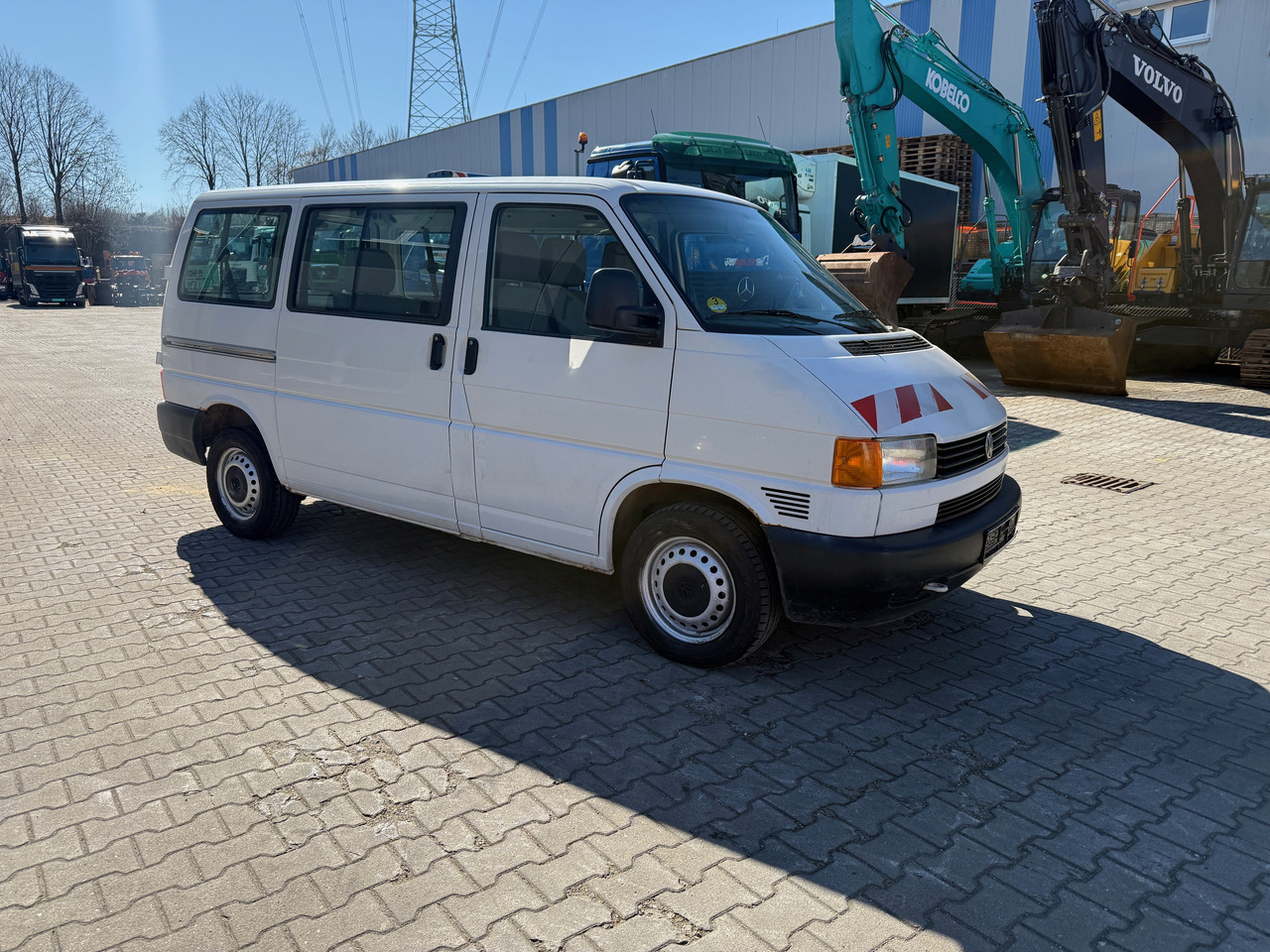 VW T4 Transporter 2.5 TDI - Automobil: slika VW T4 Transporter 2.5 TDI - Automobil VW T4 Transporter 2.5 TDI - Automobil: slika VW T4 Transporter 2.5 TDI - Automobil