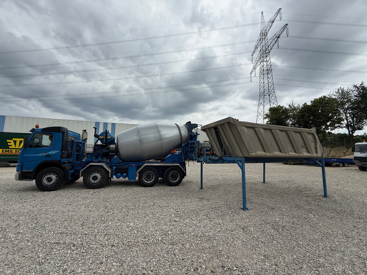 Volvo FM 12 420 WECHSELSYSTEM Betonmischer + Kipper AHK Klima - Automješalica: slika Volvo FM 12 420 WECHSELSYSTEM Betonmischer + Kipper AHK Klima - Automješalica Volvo FM 12 420 WECHSELSYSTEM Betonmischer + Kipper AHK Klima - Automješalica: slika Volvo FM 12 420 WECHSELSYSTEM Betonmischer + Kipper AHK Klima - Automješalica