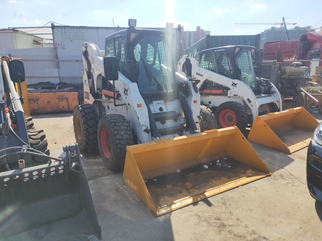Bobcat S300 - Mini utovarivač: slika Bobcat S300 - Mini utovarivač Bobcat S300 - Mini utovarivač: slika Bobcat S300 - Mini utovarivač