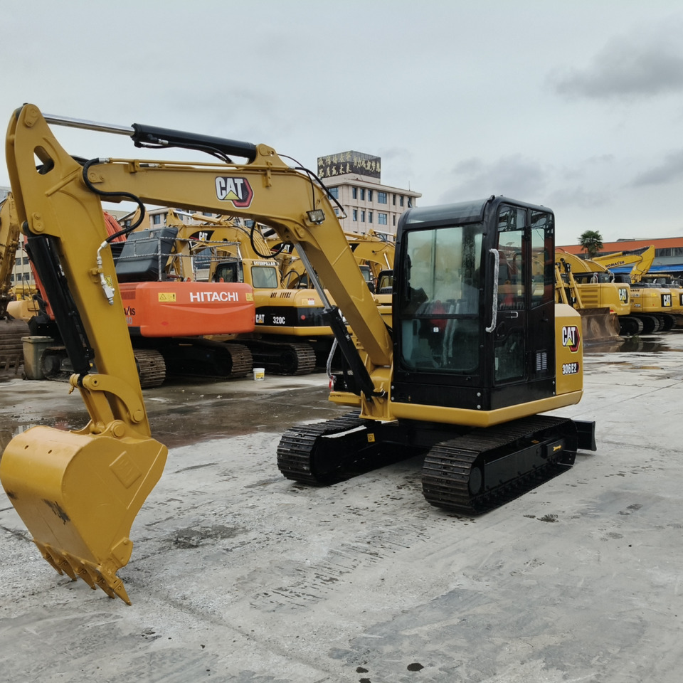 CATERPILLAR 306E2 - Mini bager: slika CATERPILLAR 306E2 - Mini bager CATERPILLAR 306E2 - Mini bager: slika CATERPILLAR 306E2 - Mini bager
