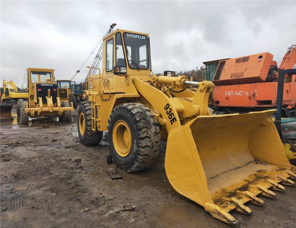 Caterpillar 936E - Utovarivač na kotačima: slika Caterpillar 936E - Utovarivač na kotačima Caterpillar 936E - Utovarivač na kotačima: slika Caterpillar 936E - Utovarivač na kotačima