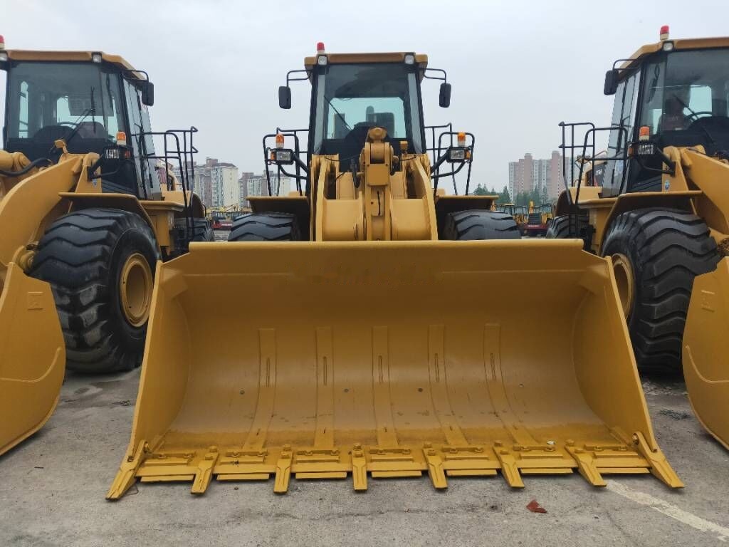 Caterpillar 966H - Utovarivač na kotačima: slika Caterpillar 966H - Utovarivač na kotačima Caterpillar 966H - Utovarivač na kotačima: slika Caterpillar 966H - Utovarivač na kotačima