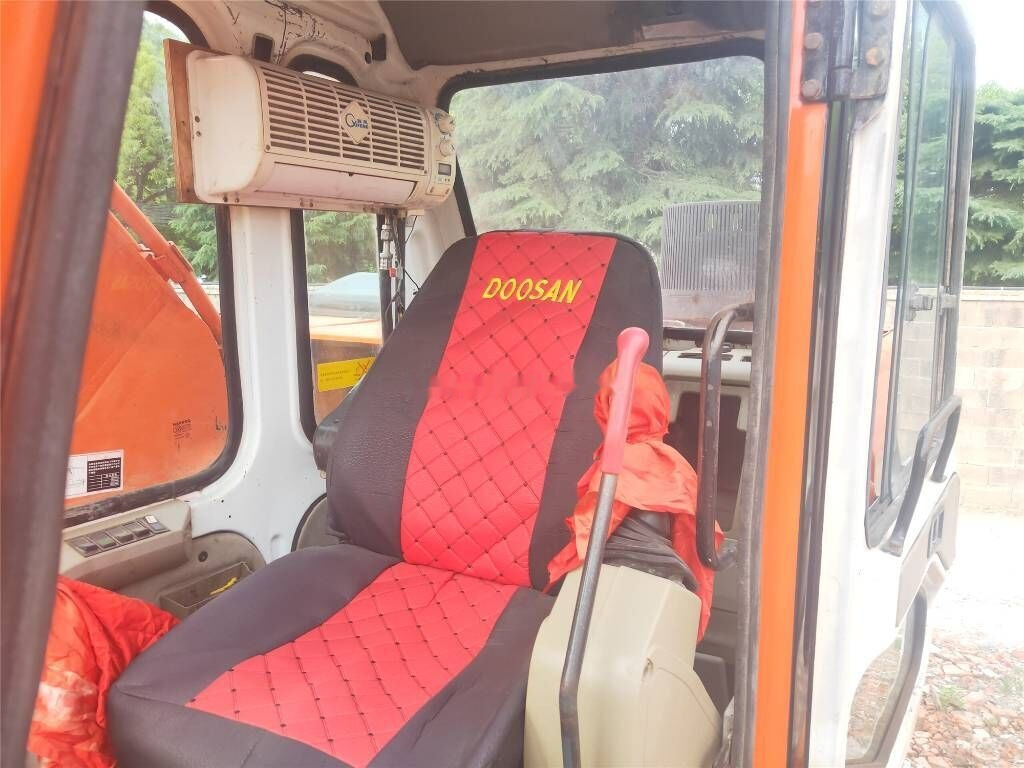 Doosan DH 150 W-7 - Bager na kotačima: slika Doosan DH 150 W-7 - Bager na kotačima Doosan DH 150 W-7 - Bager na kotačima: slika Doosan DH 150 W-7 - Bager na kotačima