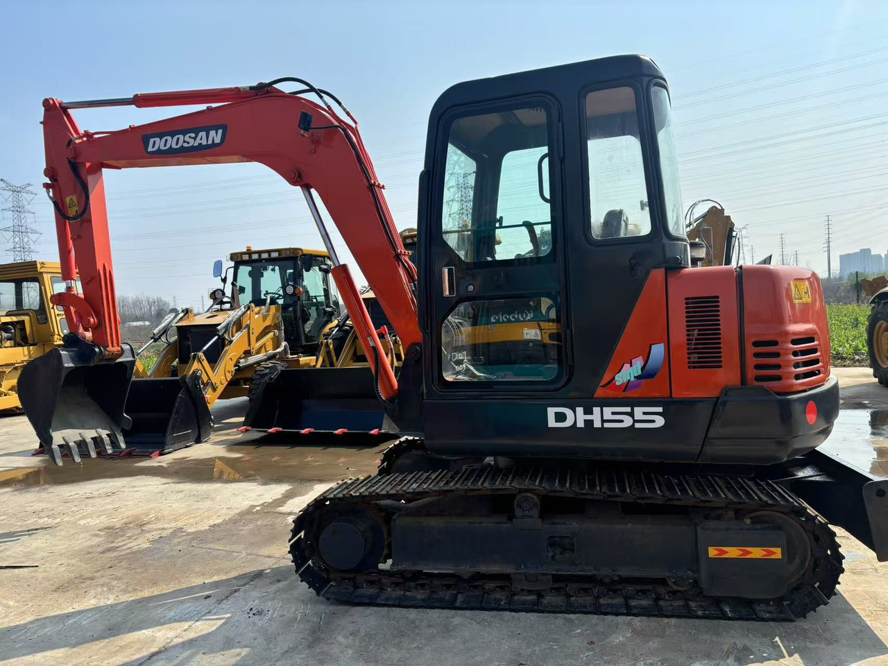 Doosan DH55 - Mini bager: slika Doosan DH55 - Mini bager Doosan DH55 - Mini bager: slika Doosan DH55 - Mini bager
