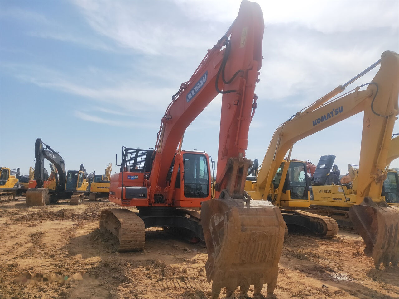 Doosan DX225LC - Bager gusjeničar: slika Doosan DX225LC - Bager gusjeničar Doosan DX225LC - Bager gusjeničar: slika Doosan DX225LC - Bager gusjeničar