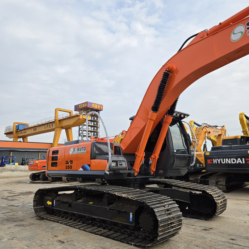 HITACHI ZX250 - Bager: slika HITACHI ZX250 - Bager HITACHI ZX250 - Bager: slika HITACHI ZX250 - Bager