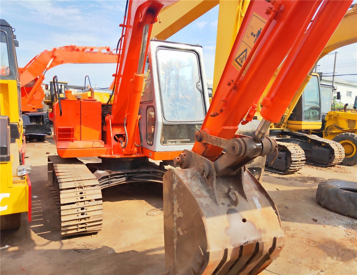 Hitachi EX60 - Mini bager: slika Hitachi EX60 - Mini bager Hitachi EX60 - Mini bager: slika Hitachi EX60 - Mini bager