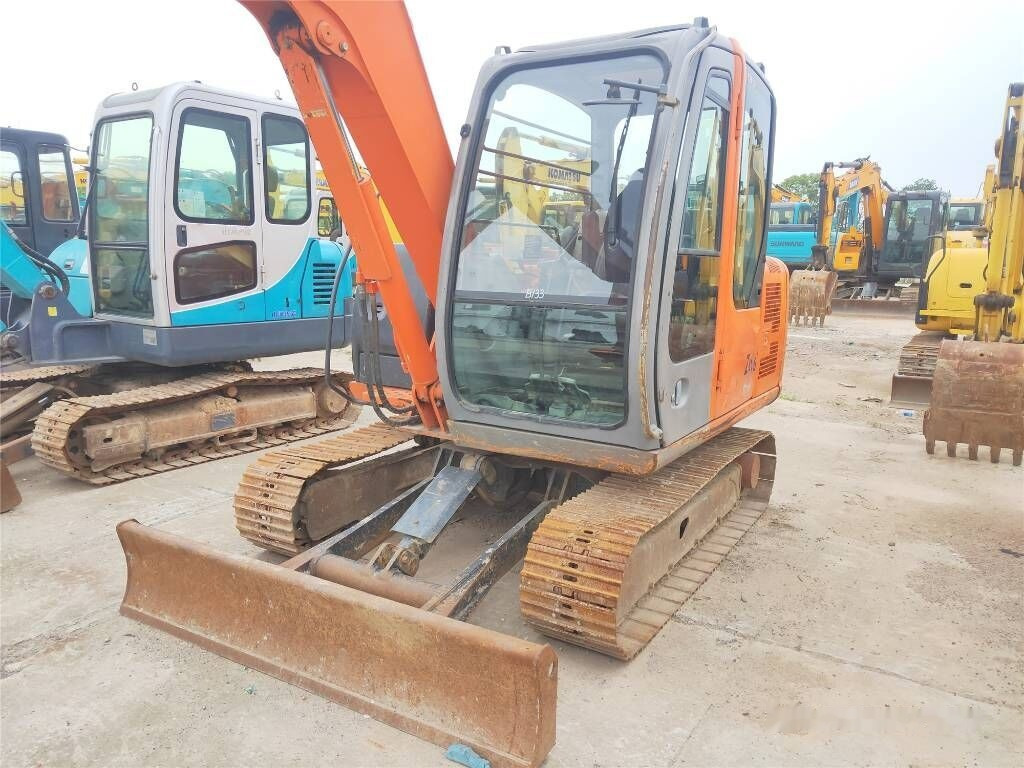 Hitachi ZX60 - Mini bager: slika Hitachi ZX60 - Mini bager Hitachi ZX60 - Mini bager: slika Hitachi ZX60 - Mini bager