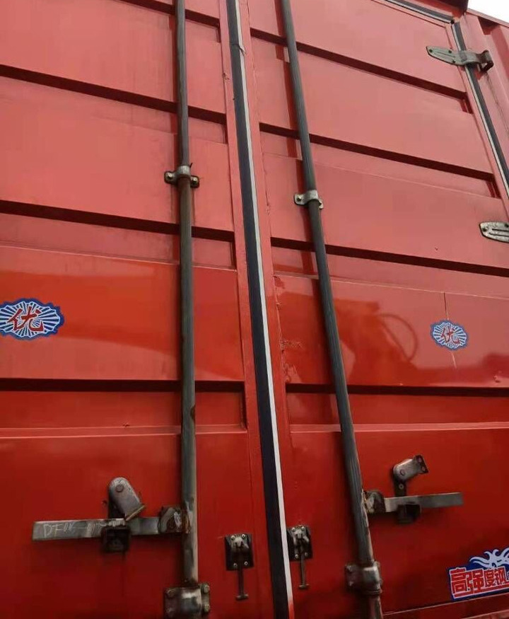 Howo 8X4 Box Truck Box Van - Transporter kontejnera/ Kamion s izmjenjivim sanducima: slika Howo 8X4 Box Truck Box Van - Transporter kontejnera/ Kamion s izmjenjivim sanducima Howo 8X4 Box Truck Box Van - Transporter kontejnera/ Kamion s izmjenjivim sanducima: slika Howo 8X4 Box Truck Box Van - Transporter kontejnera/ Kamion s izmjenjivim sanducima