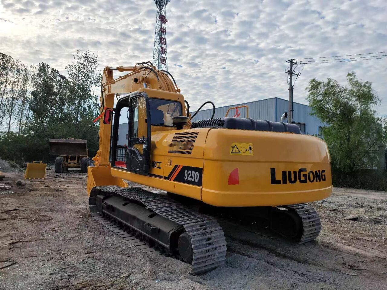 LiuGong 925D - Bager gusjeničar: slika LiuGong 925D - Bager gusjeničar LiuGong 925D - Bager gusjeničar: slika LiuGong 925D - Bager gusjeničar