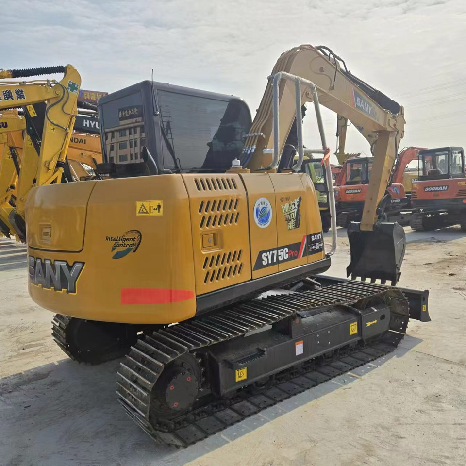 SANY SY75C - Mini bager: slika SANY SY75C - Mini bager SANY SY75C - Mini bager: slika SANY SY75C - Mini bager