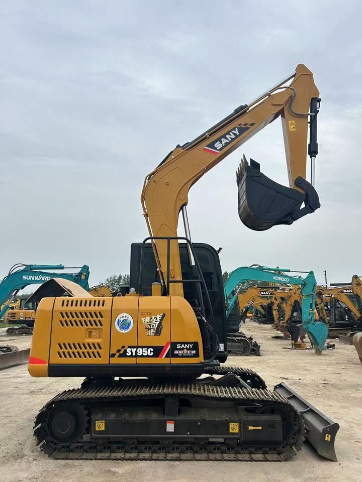 SANY SY95C - Mini bager: slika SANY SY95C - Mini bager SANY SY95C - Mini bager: slika SANY SY95C - Mini bager