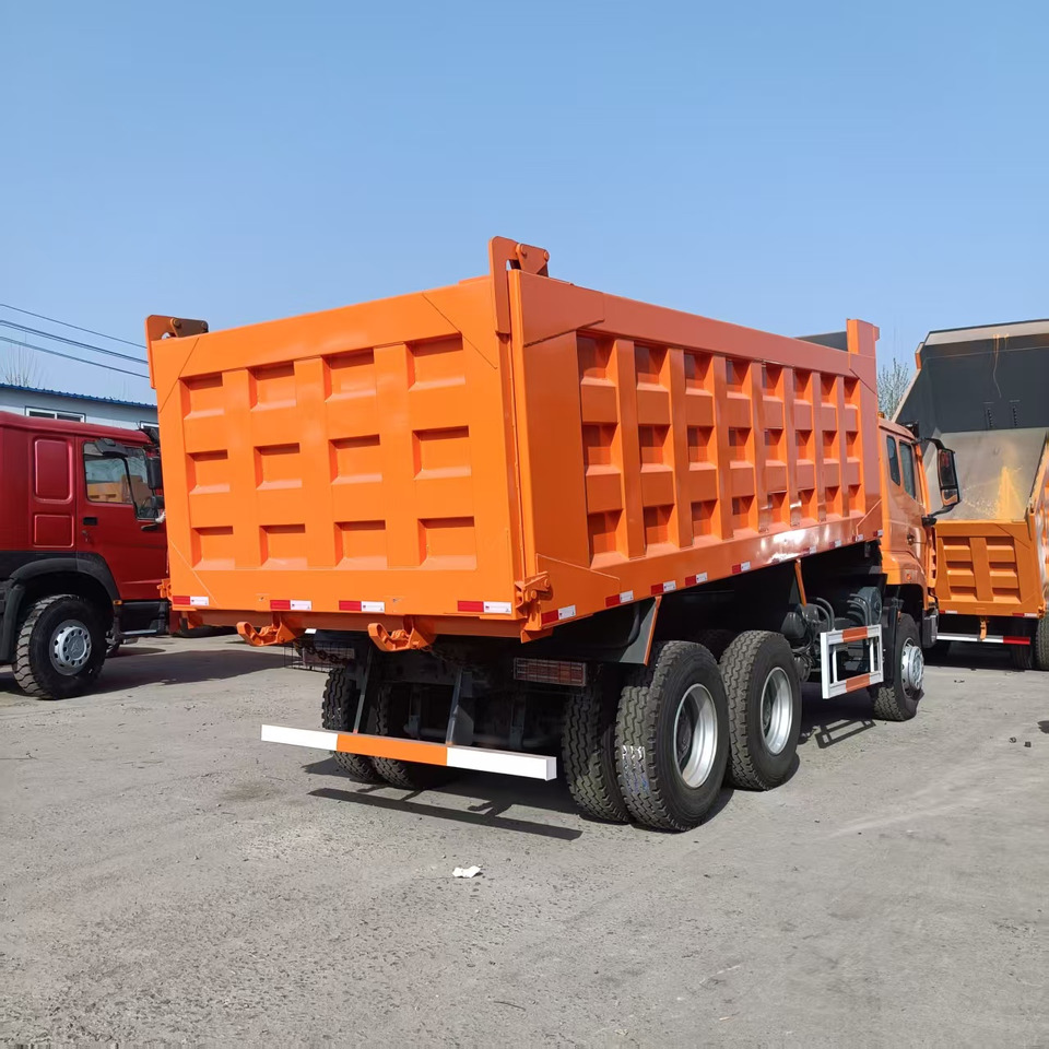 Kiper Sinotruk HOHAN 6*4 Dump truck: slika Kiper Sinotruk HOHAN 6*4 Dump truck Kiper Sinotruk HOHAN 6*4 Dump truck: slika Kiper Sinotruk HOHAN 6*4 Dump truck