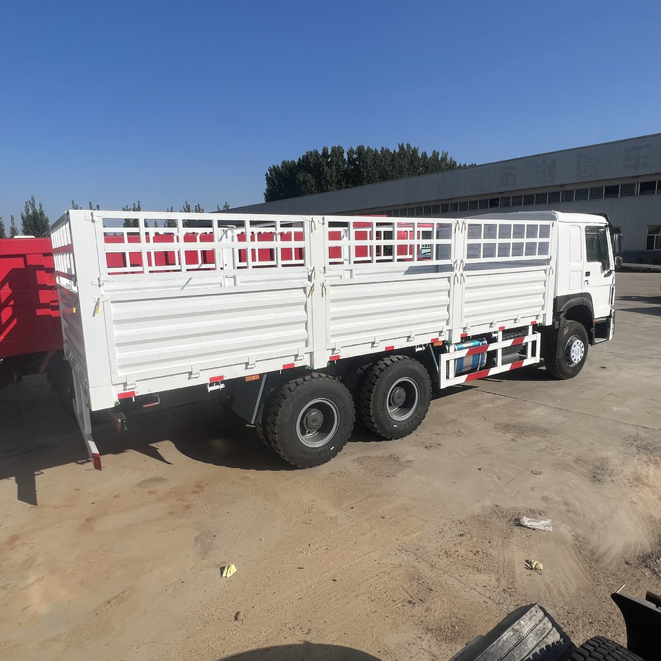 Sinotruk HOWO 371 6*4 Fence truck - Kamion s otvorenim sandukom: slika Sinotruk HOWO 371 6*4 Fence truck - Kamion s otvorenim sandukom Sinotruk HOWO 371 6*4 Fence truck - Kamion s otvorenim sandukom: slika Sinotruk HOWO 371 6*4 Fence truck - Kamion s otvorenim sandukom