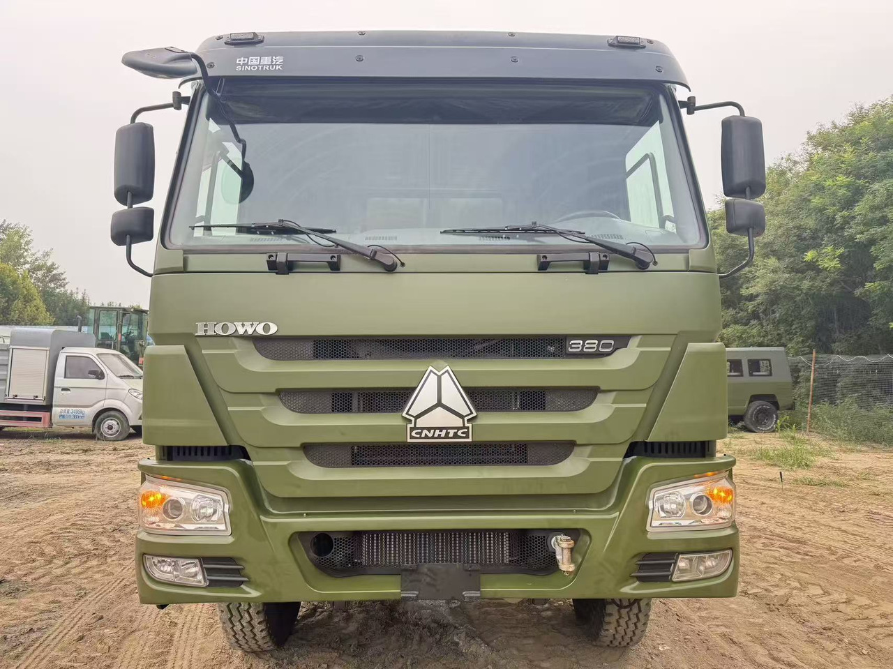 Sinotruk HOWO 380 - Kiper: slika Sinotruk HOWO 380 - Kiper Sinotruk HOWO 380 - Kiper: slika Sinotruk HOWO 380 - Kiper