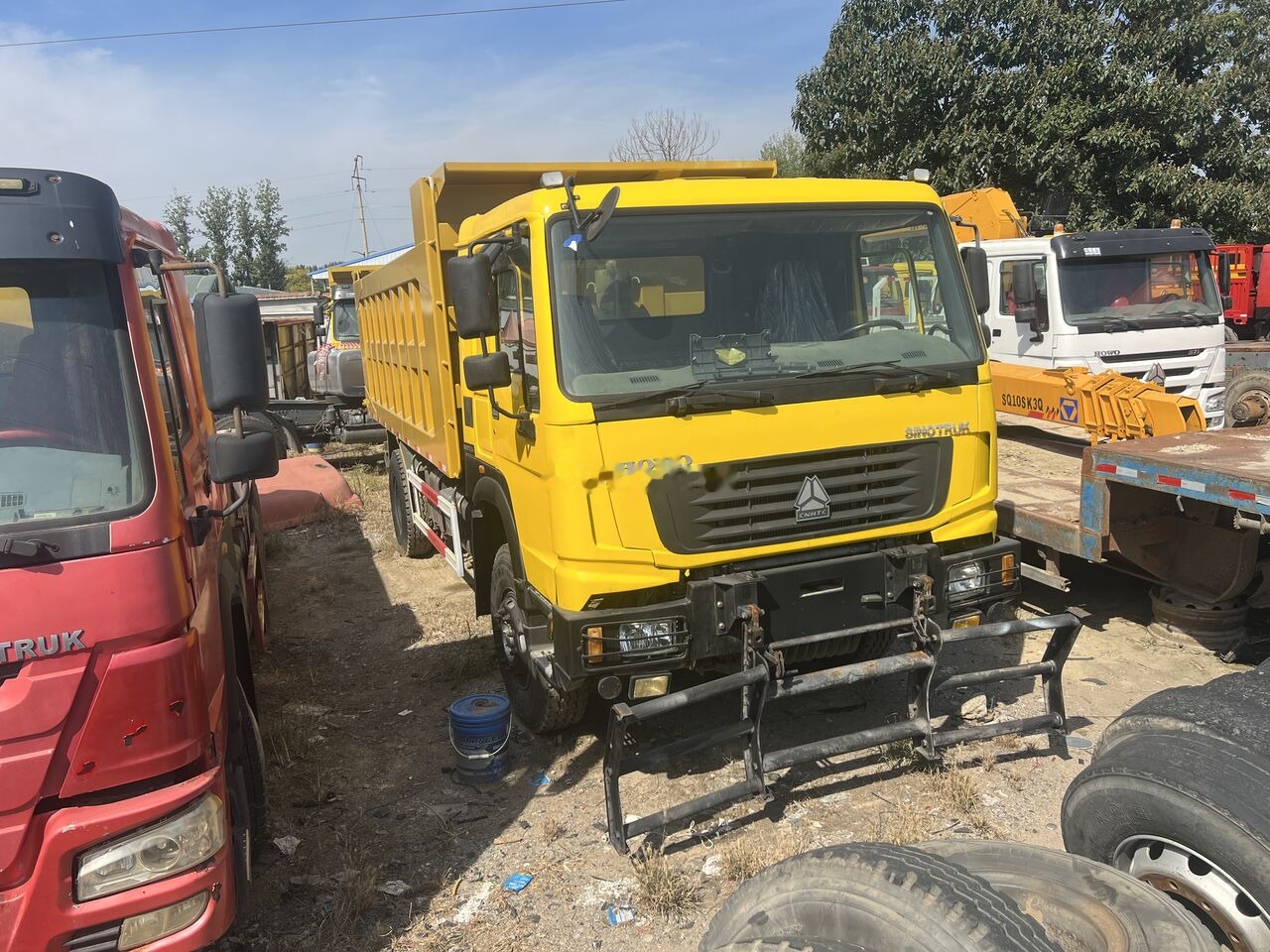 Sinotruk HOWO 4*2 Dump truck - Kiper: slika Sinotruk HOWO 4*2 Dump truck - Kiper Sinotruk HOWO 4*2 Dump truck - Kiper: slika Sinotruk HOWO 4*2 Dump truck - Kiper