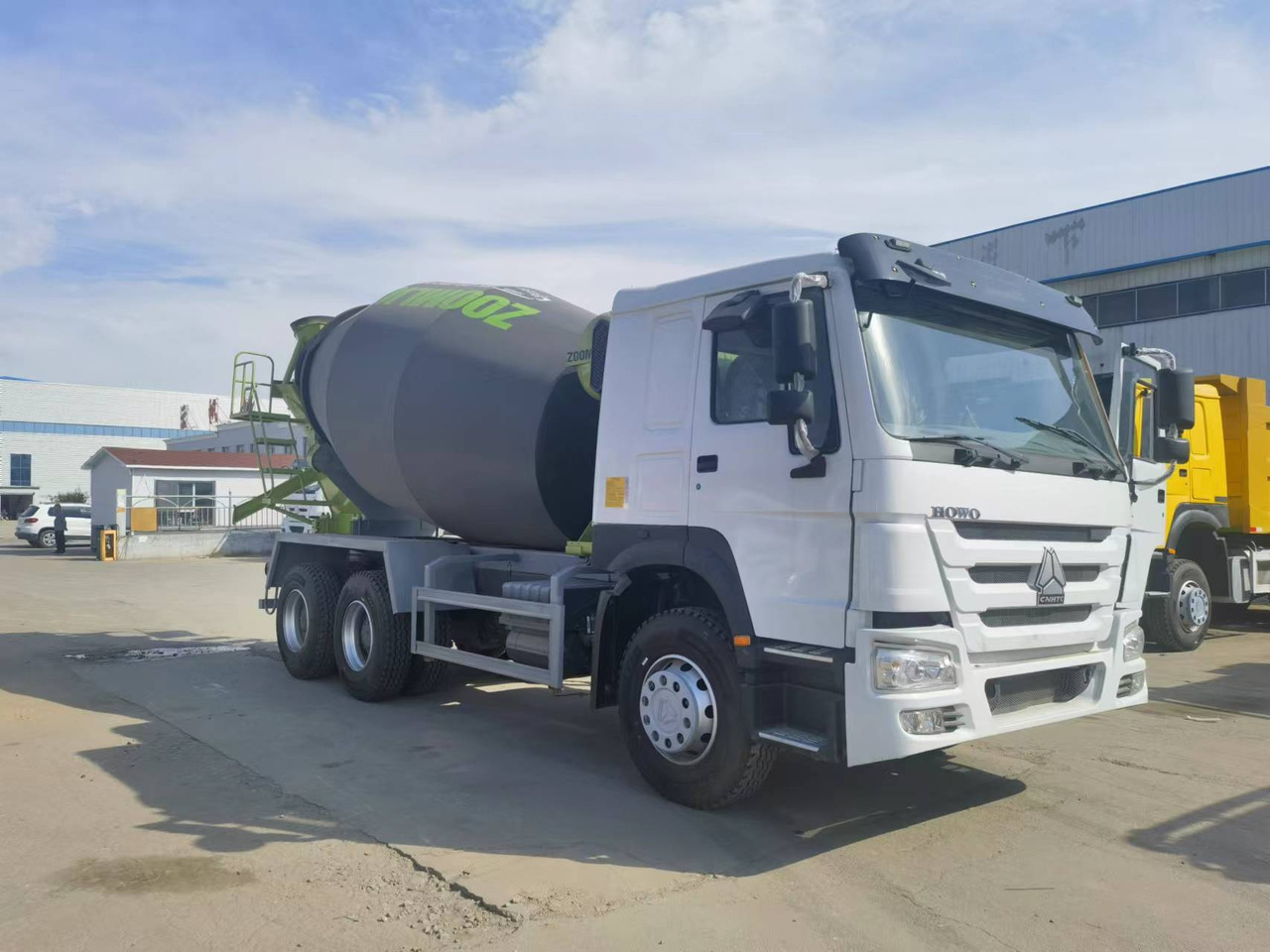 Sinotruk HOWO 6*4 Concrete mixer truck - Automješalica: slika Sinotruk HOWO 6*4 Concrete mixer truck - Automješalica Sinotruk HOWO 6*4 Concrete mixer truck - Automješalica: slika Sinotruk HOWO 6*4 Concrete mixer truck - Automješalica