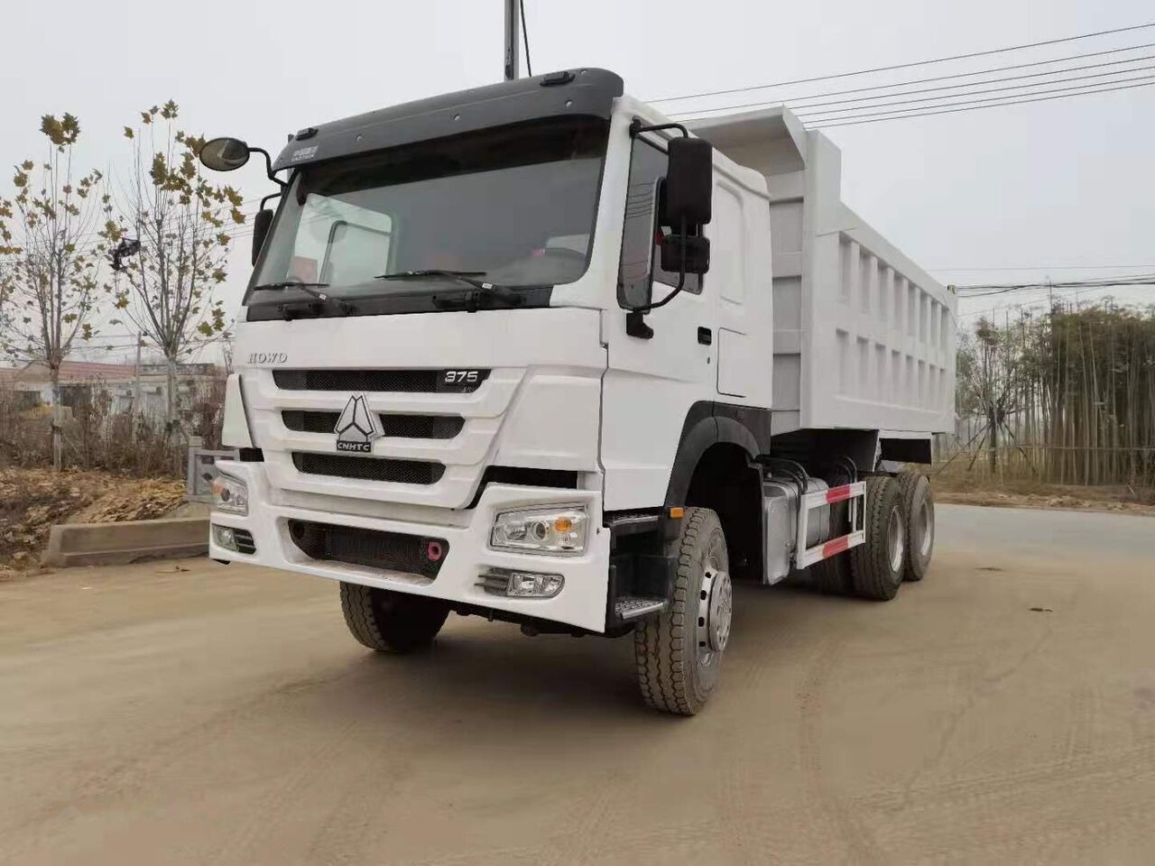 Sinotruk HOWO 6*4 Dump truck - Kiper: slika Sinotruk HOWO 6*4 Dump truck - Kiper Sinotruk HOWO 6*4 Dump truck - Kiper: slika Sinotruk HOWO 6*4 Dump truck - Kiper