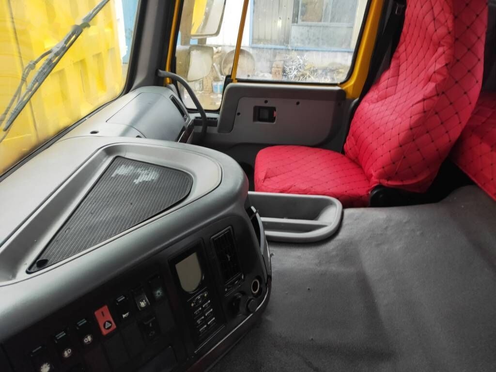 Sinotruk HOWO 6*4 Dump truck - Kiper: slika Sinotruk HOWO 6*4 Dump truck - Kiper Sinotruk HOWO 6*4 Dump truck - Kiper: slika Sinotruk HOWO 6*4 Dump truck - Kiper