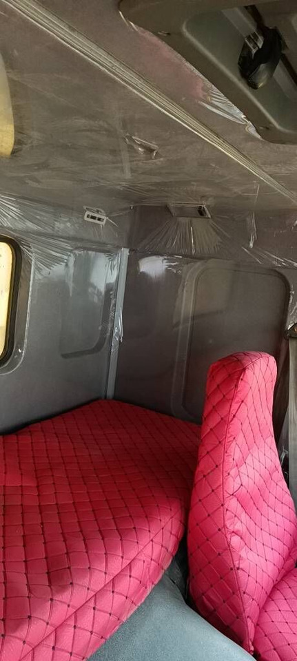 Sinotruk HOWO 6*4 Dump truck - Kiper: slika Sinotruk HOWO 6*4 Dump truck - Kiper Sinotruk HOWO 6*4 Dump truck - Kiper: slika Sinotruk HOWO 6*4 Dump truck - Kiper