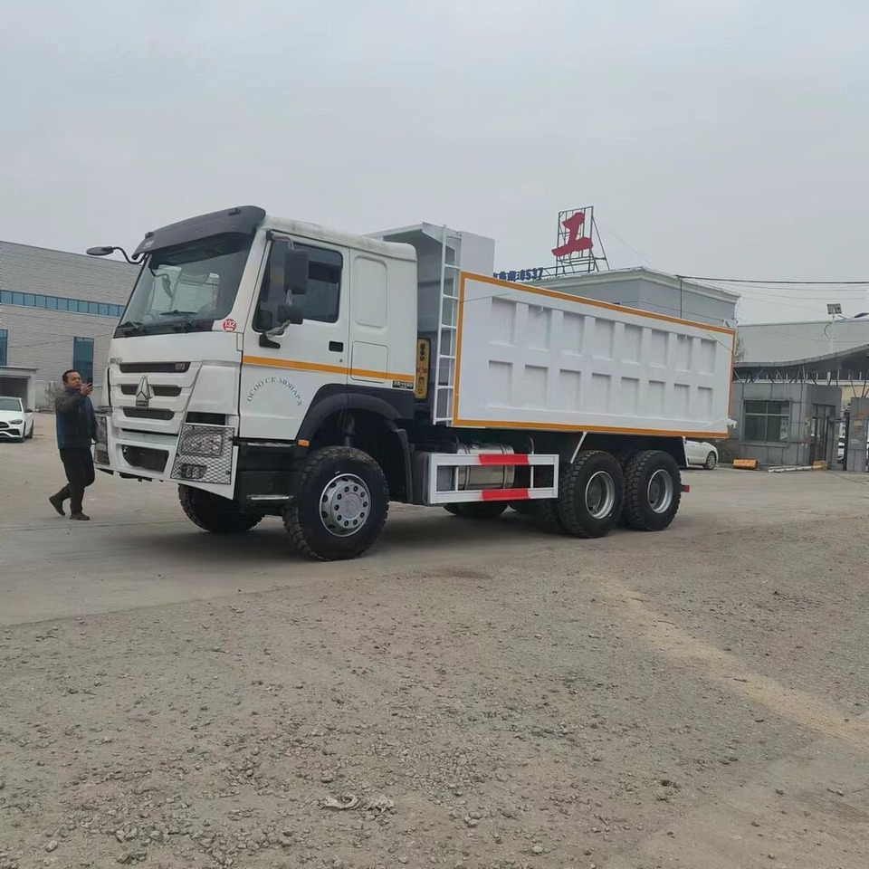 Sinotruk HOWO 6*4 Dump truck - Kiper: slika Sinotruk HOWO 6*4 Dump truck - Kiper Sinotruk HOWO 6*4 Dump truck - Kiper: slika Sinotruk HOWO 6*4 Dump truck - Kiper