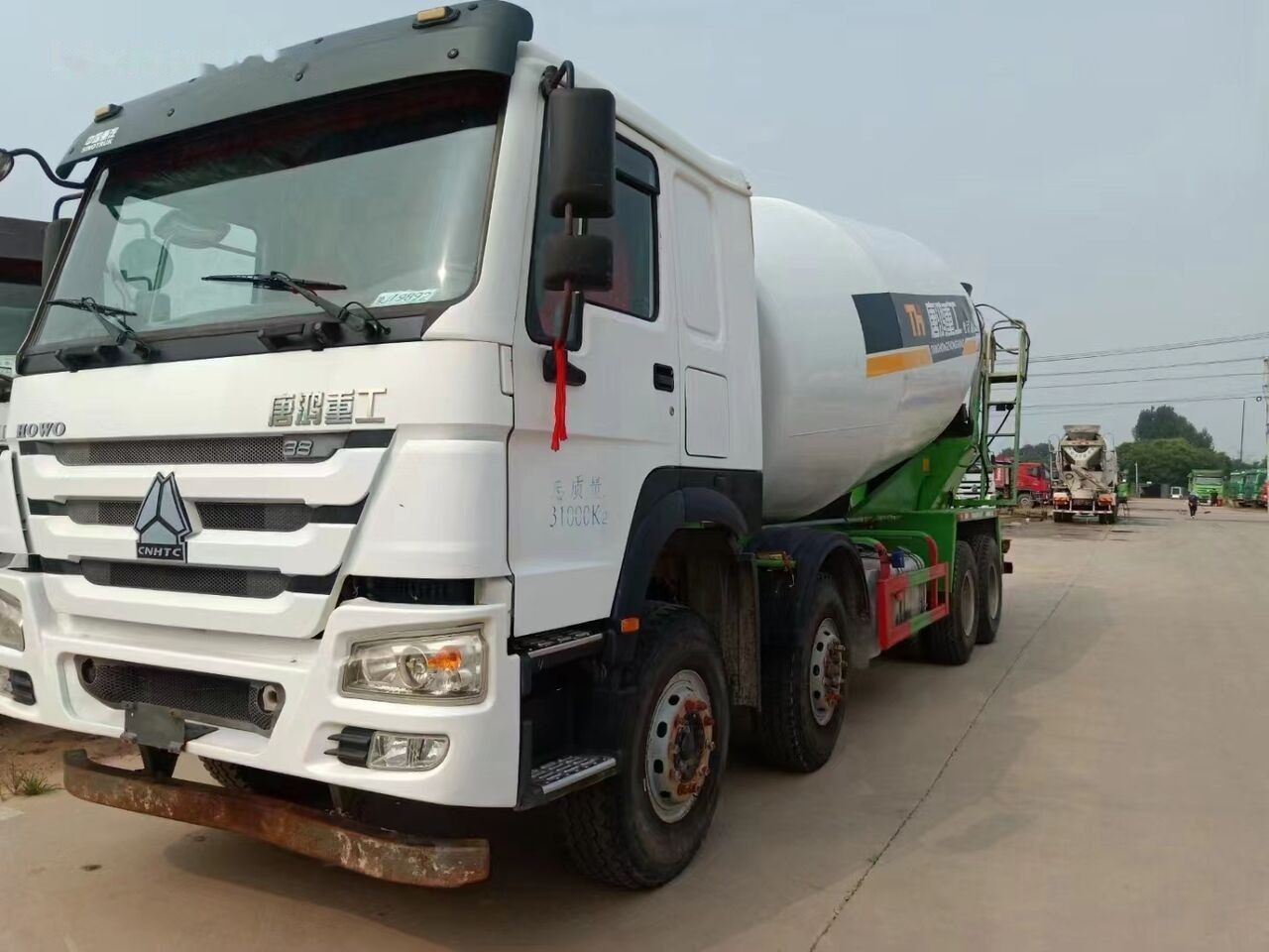 Sinotruk HOWO 8*4 Concrete mixer truck - Automješalica: slika Sinotruk HOWO 8*4 Concrete mixer truck - Automješalica Sinotruk HOWO 8*4 Concrete mixer truck - Automješalica: slika Sinotruk HOWO 8*4 Concrete mixer truck - Automješalica