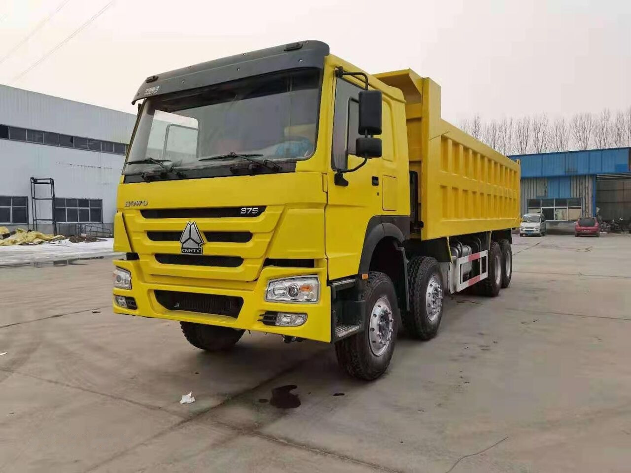 Sinotruk HOWO 8*4 Dump truck - Kiper: slika Sinotruk HOWO 8*4 Dump truck - Kiper Sinotruk HOWO 8*4 Dump truck - Kiper: slika Sinotruk HOWO 8*4 Dump truck - Kiper