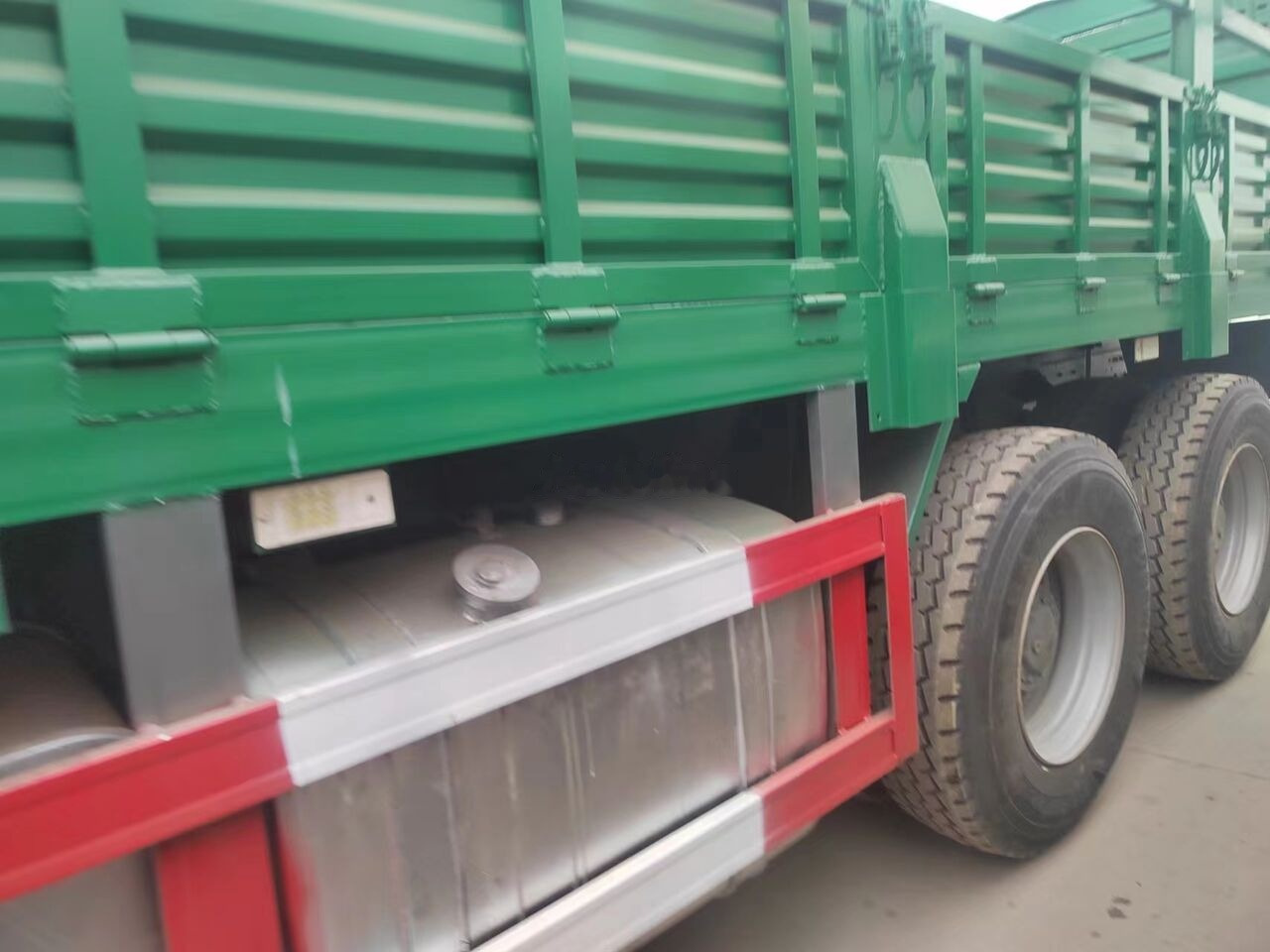 Kamion s otvorenim sandukom Sinotruk HOWO 8*4 Fence Truck: slika Kamion s otvorenim sandukom Sinotruk HOWO 8*4 Fence Truck Kamion s otvorenim sandukom Sinotruk HOWO 8*4 Fence Truck: slika Kamion s otvorenim sandukom Sinotruk HOWO 8*4 Fence Truck