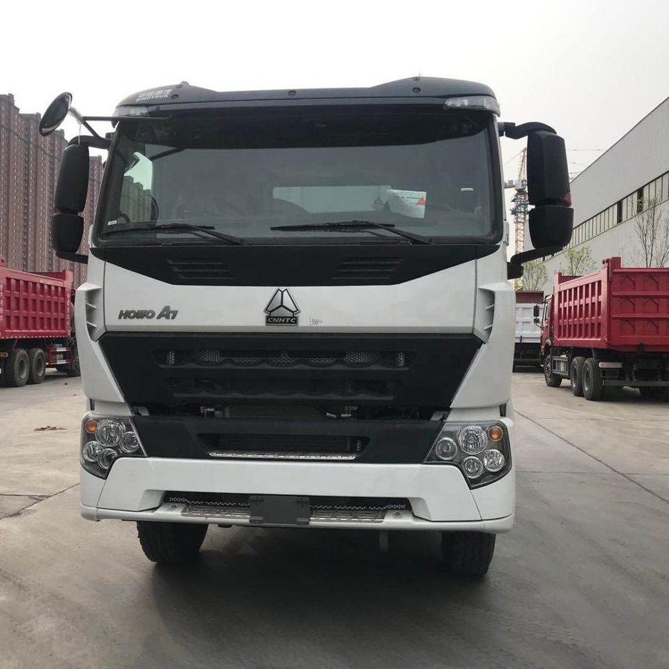 Sinotruk HOWO A7 - Mini istovarivač: slika Sinotruk HOWO A7 - Mini istovarivač Sinotruk HOWO A7 - Mini istovarivač: slika Sinotruk HOWO A7 - Mini istovarivač